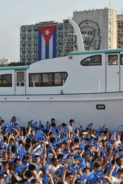 Se esperaba para la tarde del sábado el inicio de las sesiones del VI Congreso del PCC --que se desarrollará hasta el 19-- con un discurso de Raúl Castro.