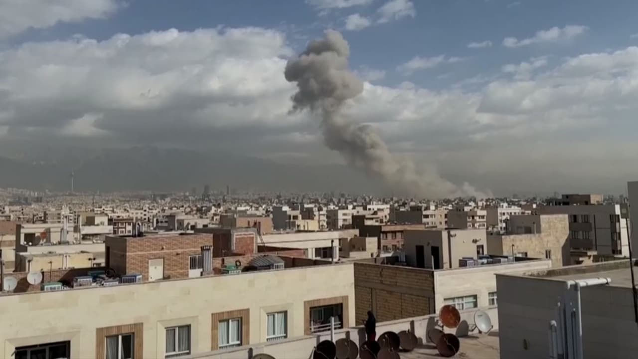 EEUU intensifica ataques contra Irán y crece tensión en Ormuz