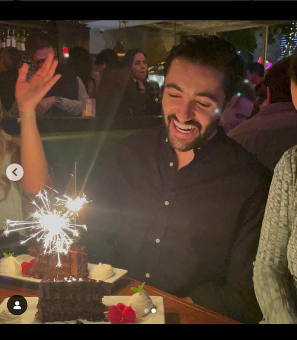 "Qué alegre poder 
<b>celebrar tu vida, querido Elian Zidan.</b> Que este año este lleno de muchas más bendiciones y recuerdos juntos", le escribió la también reportera en Instagram. 
<br>