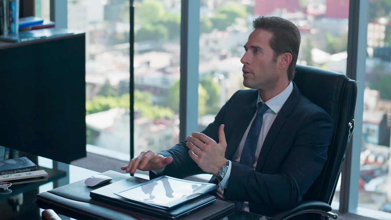 Aunque es un hombre exitoso, inmerso en el mundo de los negocios, su crudo pasado siempre lo persigue.