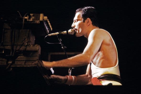 La trágica historia de Freddie Mercury que no cuenta la película 'Bohemian Rhapsody'