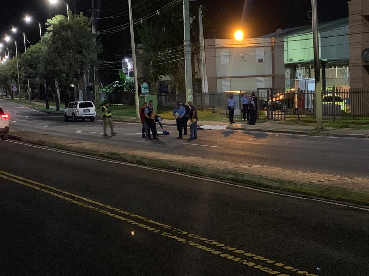 Hombre fallece y mujer resulta herida tras ser arrollados por un conductor en Bayamón