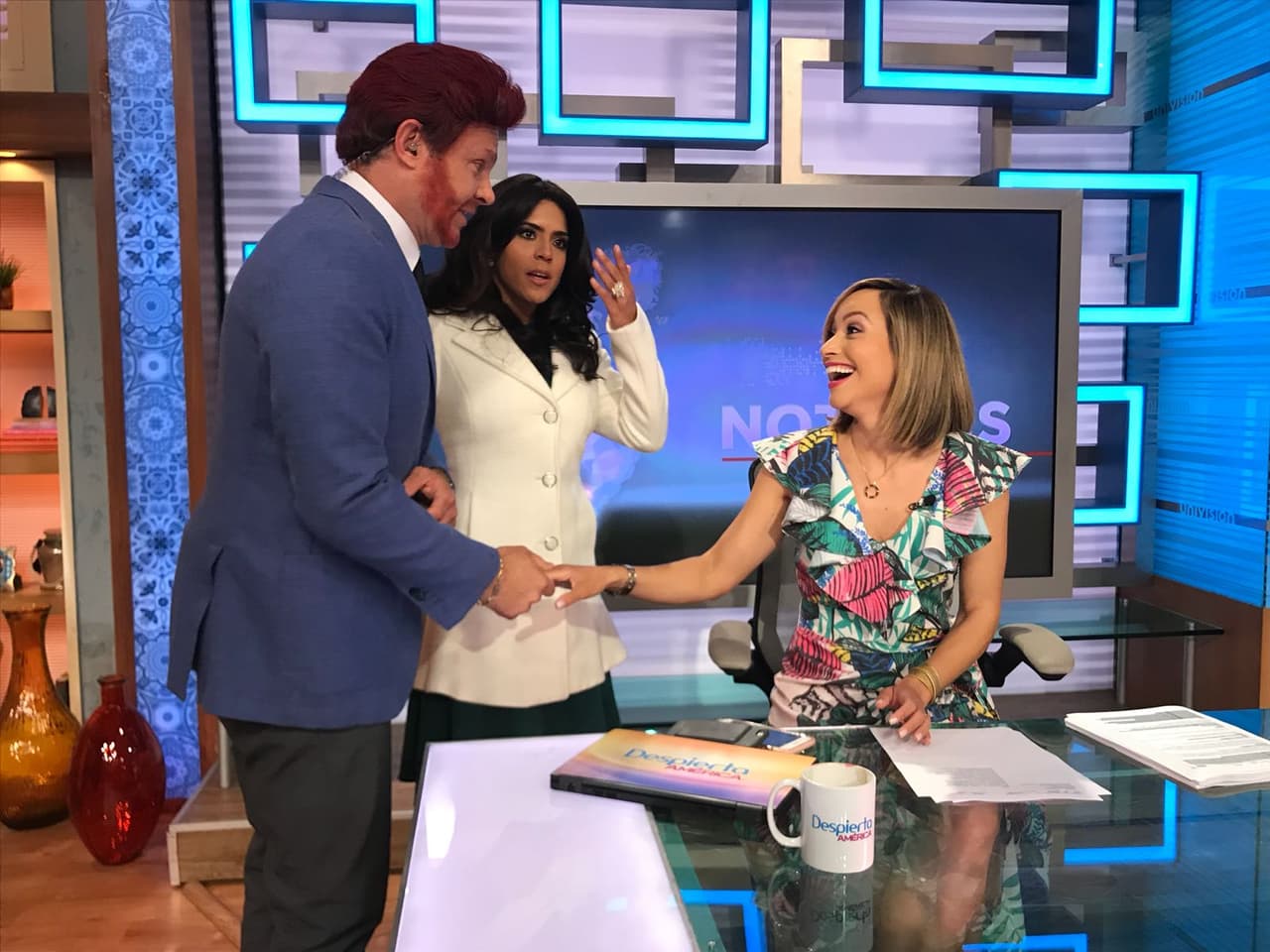 Satcha estaba muy feliz, ¿será que tal vez la invitaron a la fiesta?