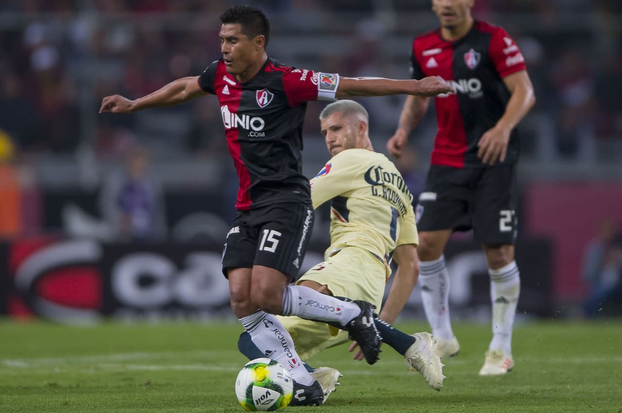 Al minuto 89 apareció Oswaldo Martínez y con un disparo de afuera del área logró acercar a su equipo pero el tiempo no fue suficiente.