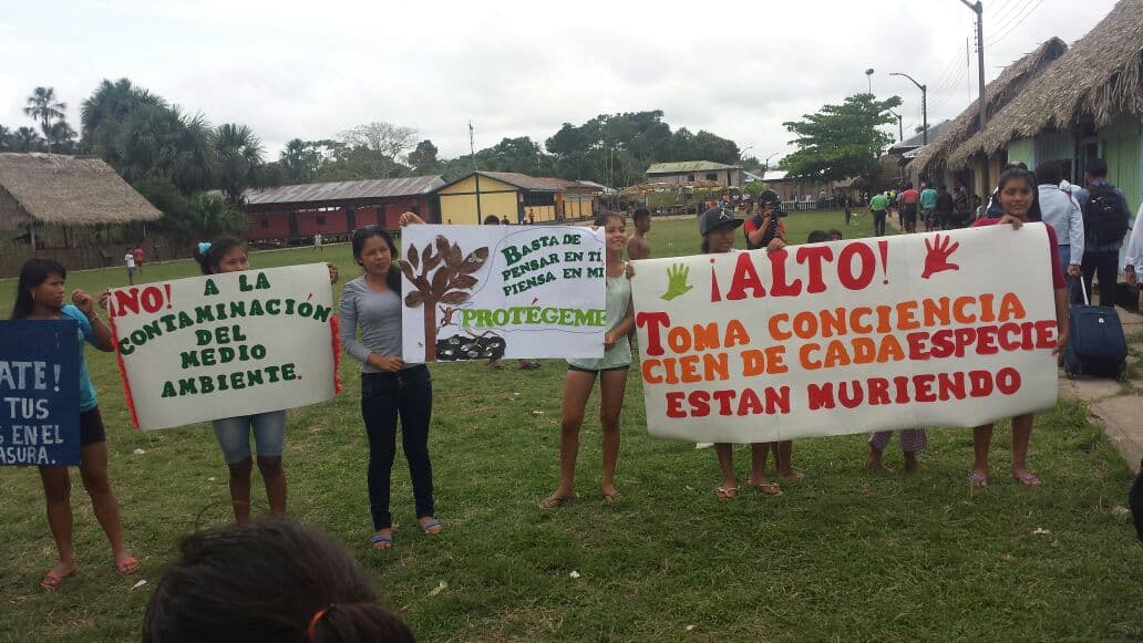 Las comunidades aledañas al oleoducto reclaman tres cosas, según O´Diana: atención integral de salud, que no tienen, reparación para los afectados y el mantenimiento del ducto: “Las comunidades no están opuestas a la actividad petrolera, sino que quieren que se haga bajo condiciones saludables y amigables al medio ambiente”, sostuvo a Univision Noticias.