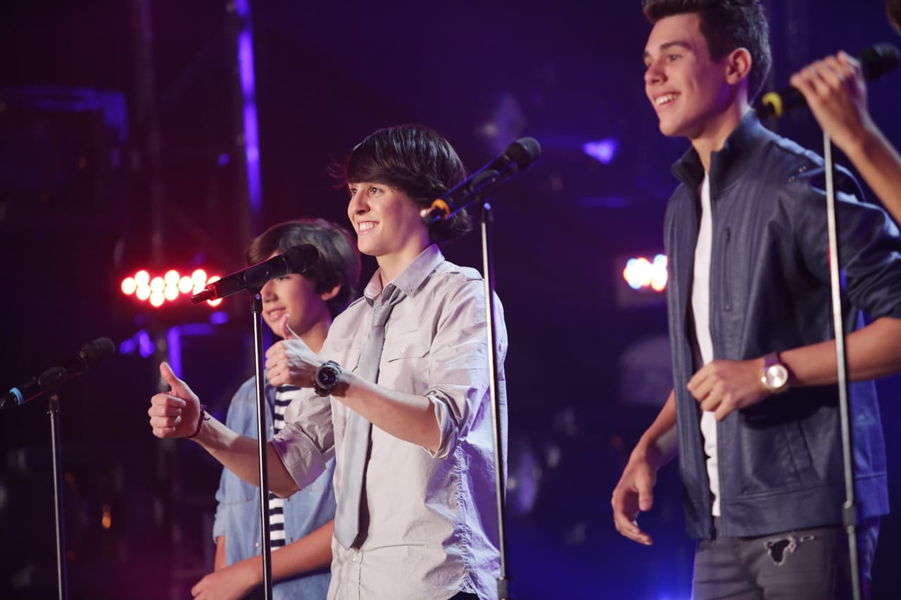 Christopher enamoró a las chicas con su look y convenció a los jueces con su voz.