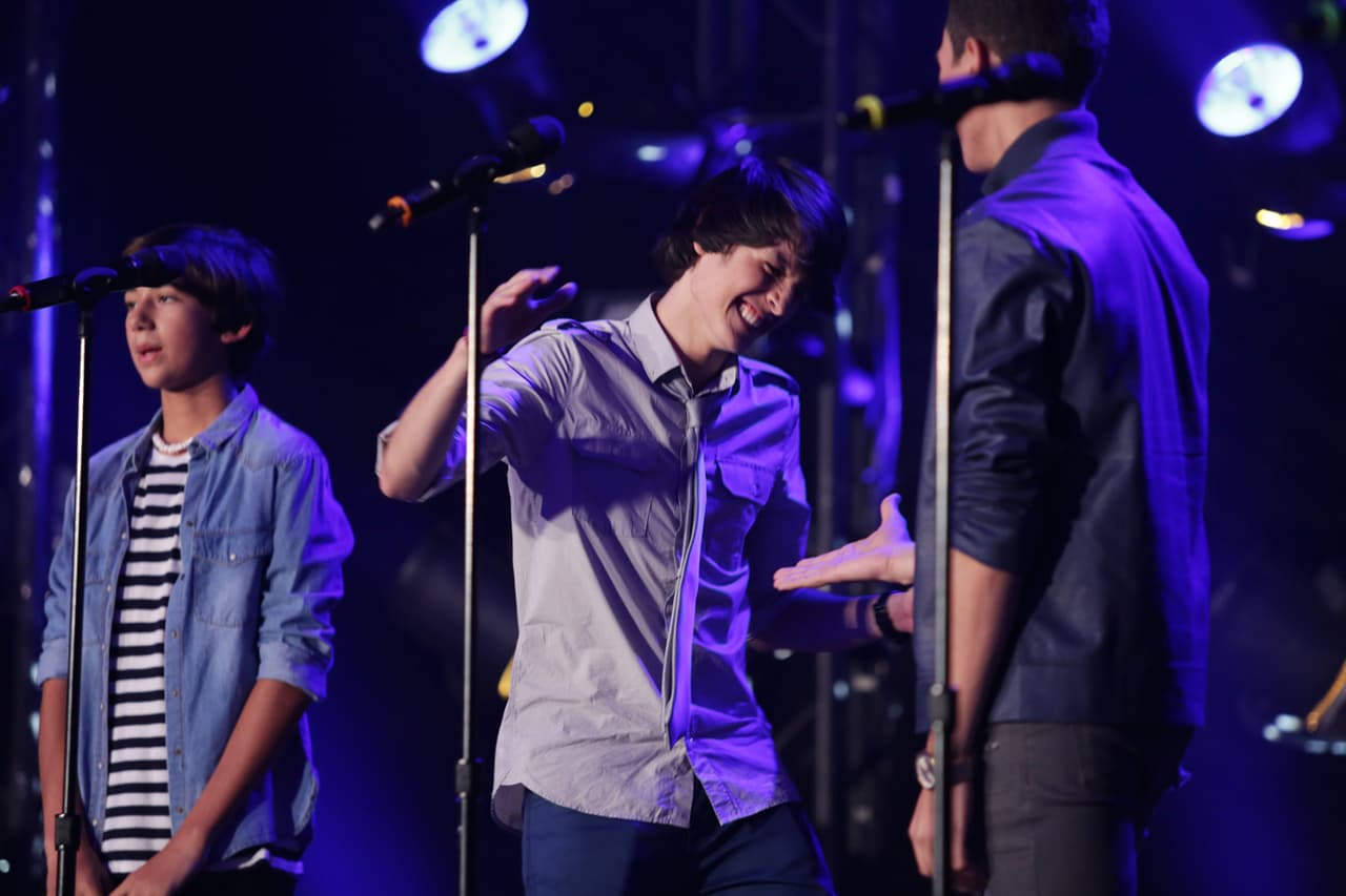 Christopher enamoró a las chicas con su look y convenció a los jueces con su voz.