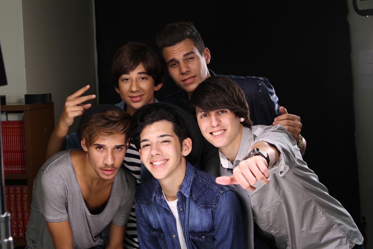 Christopher enamoró a las chicas con su look y convenció a los jueces con su voz.