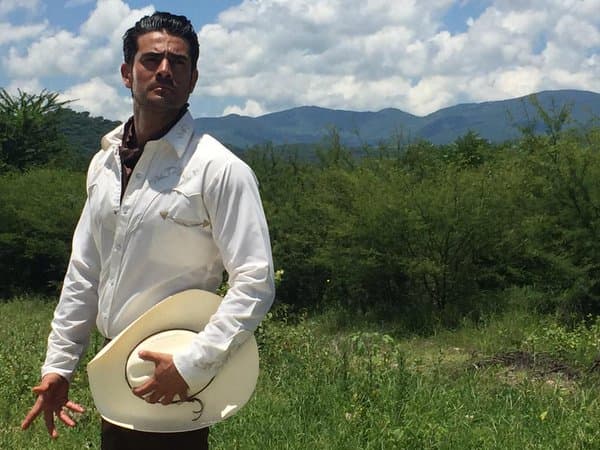 Y hace poco disfrutamos de él en ‘Lo imperdonable’ como ‘Julio’.