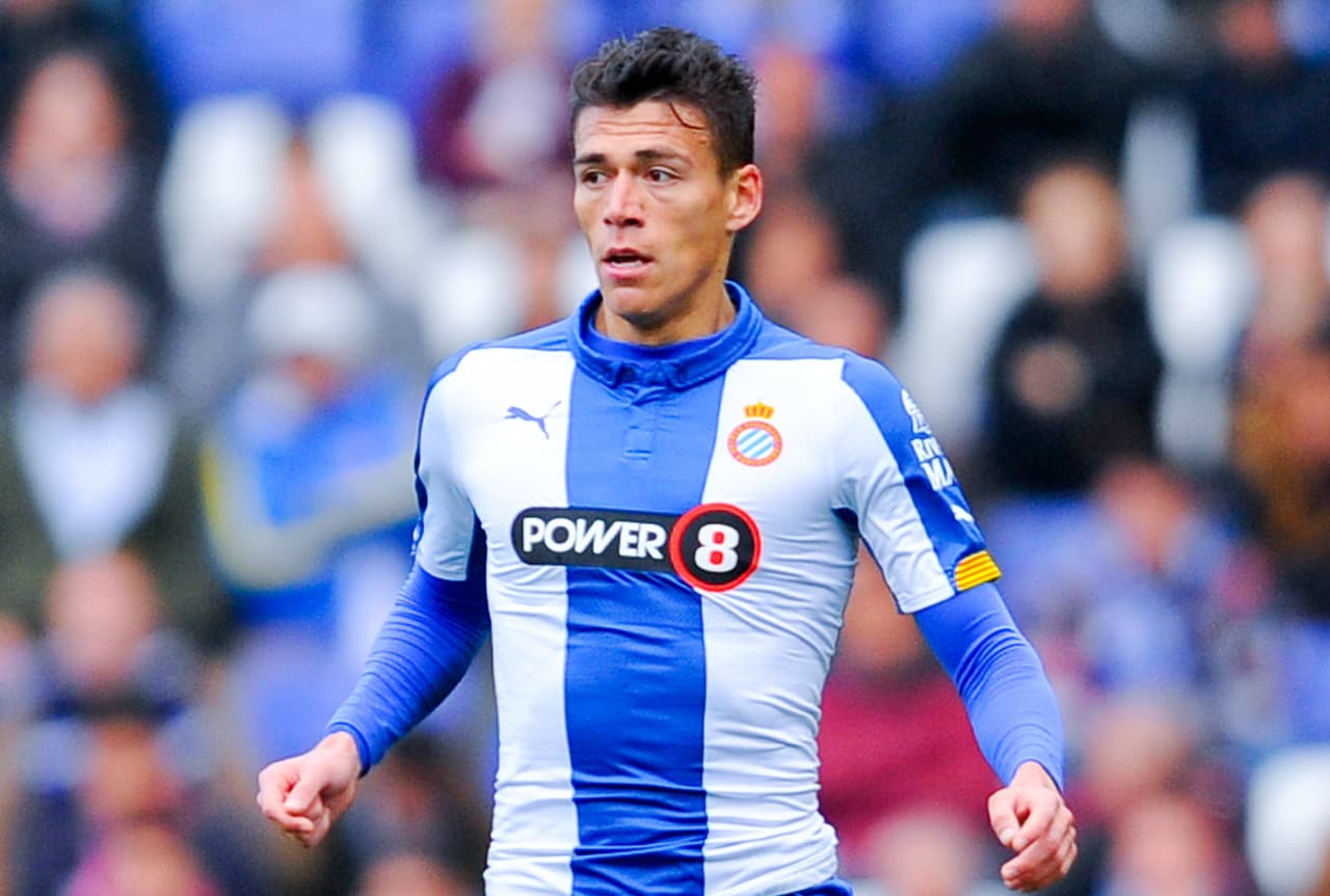 Ya habría acuerdo entre PSV y el Espanyol por Héctor Moreno