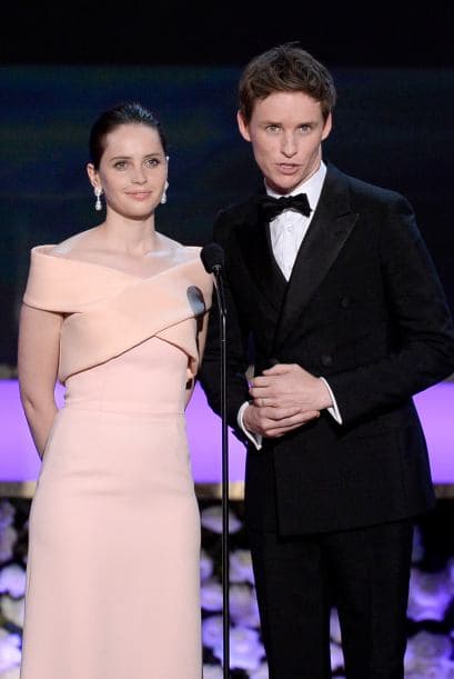 De 'The Theory of Everything', Felicity Jones y Eddie Redmayne.