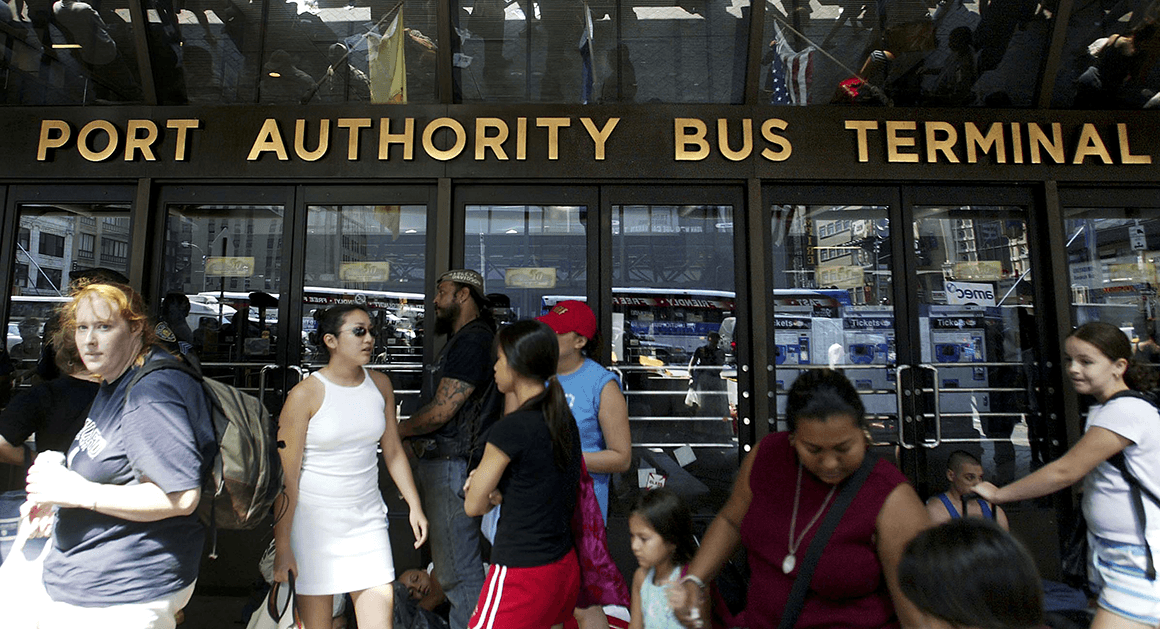 Port Authority emitirá multas de $50 a viajeros de NY y NJ que se nieguen a usar mascarillas