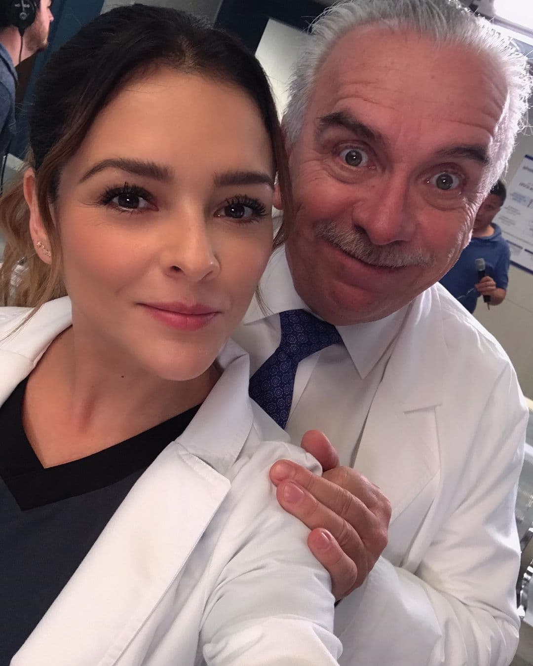 En cuanto al ámbito laboral, se dijo feliz de formar parte de dos proyectos: ‘Médicos línea de vida’ y ‘Los pecados de Bárbara’, esta última aún por estrenarse en México.