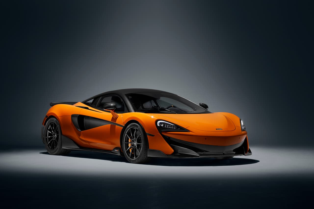 El más reciente modelo de Woking, el McLaren 660LT, fue presentado en el Goodwood Festival of Speed y este es el cuarto McLaren que lleva el nombre LongTail (LT).