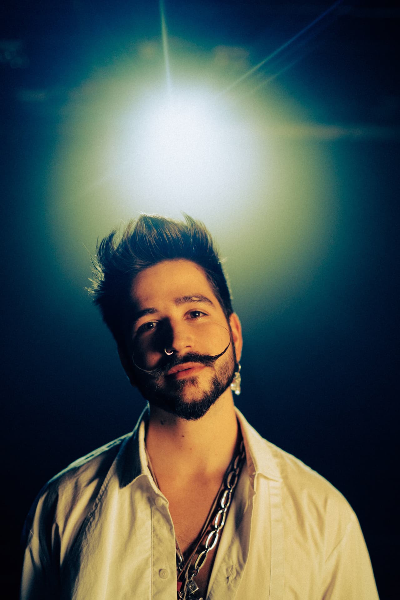 <b>Camilo</b>
<br>
<b>Premios: 5</b>
<br>El intérprete tuvo este año 10 nominaciones a Premio Lo Nuestro y se llevó cinco estatuillas.