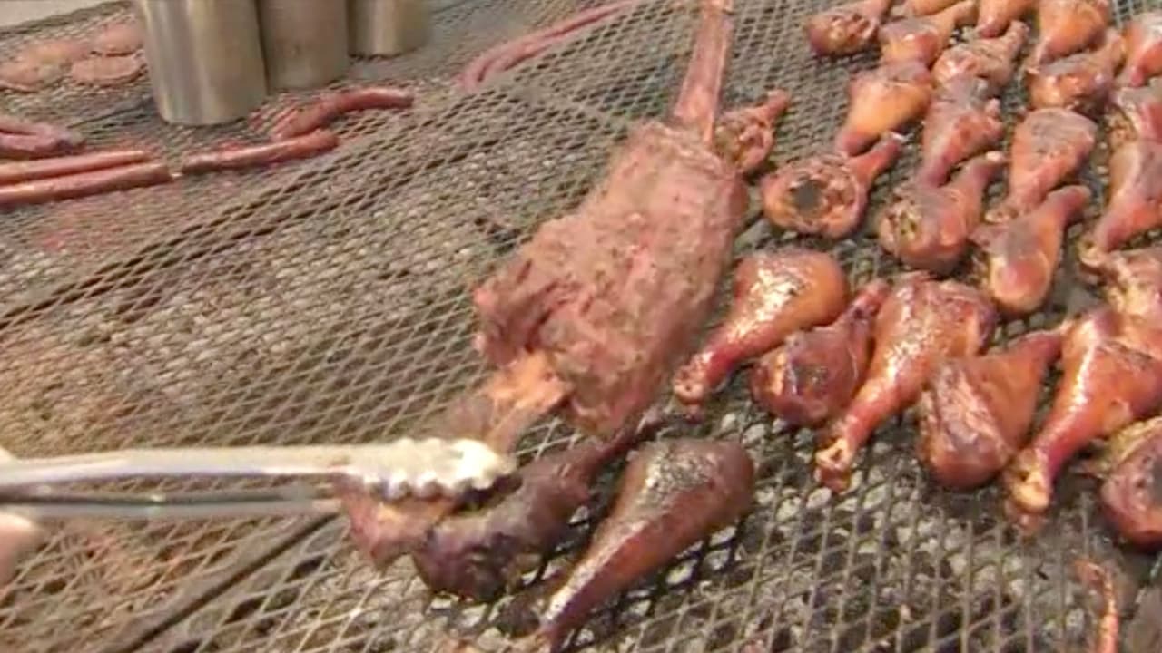 Los jinetes y carruejas llegan desde diversos poblados de Texas como Cheek, Hempstead, Cat Spring, Montgomery, y Rosenberg, entre muchos otros.