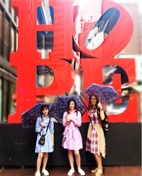 Aprovechando la palabra HOPE, Andrea Legarreta escribió: "la esperanza, es lo único más fuerte que el miedo..."