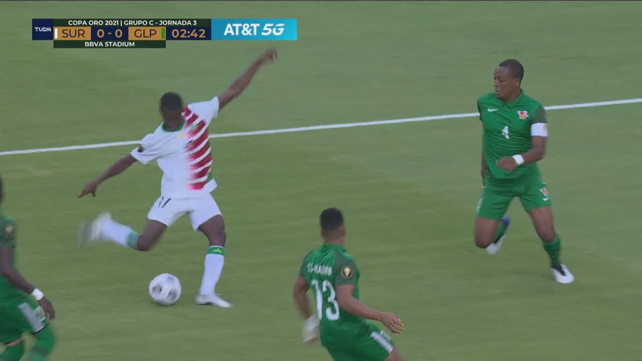 ¡Primer susto para Guadalupe! Apai complica a Kévin Ajax con su disparo