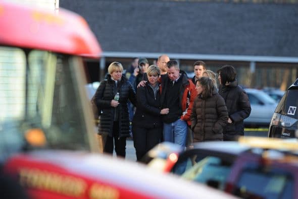 Todas las escuelas de Newtown fueron cerradas por la oficina del inspector escolar cuando se supo de la matanza. Los colegios en los poblados vecinos también fueron asegurados por precaución.