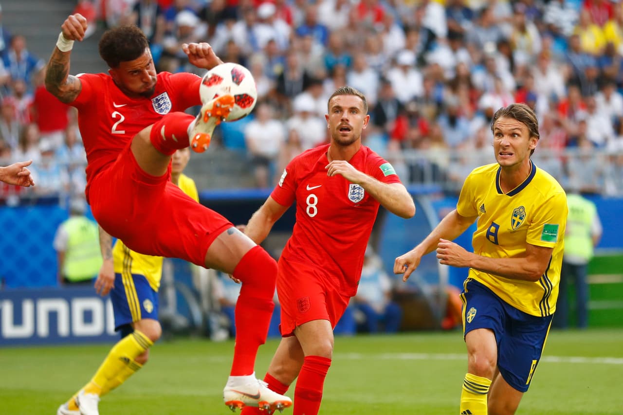 La defensa de Inglaterra demostró su solidez para no pasar ni siquiera apuros con un descuento que le diera vida a su rival.
