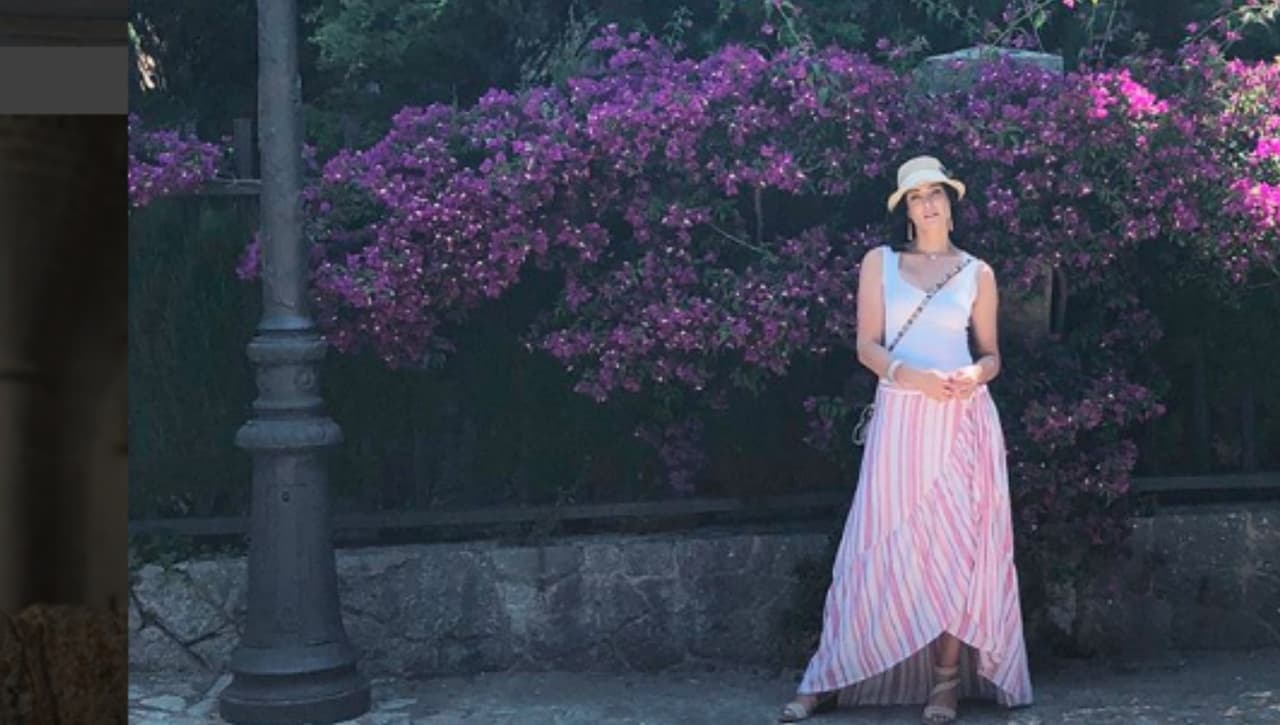 Y luego, Dayanara volvió a posar desde 'Jardins De Bartomeu March', en Palma de Mallorca, para el menor de los hijos que tuvo con el cantante Marc Anthony.