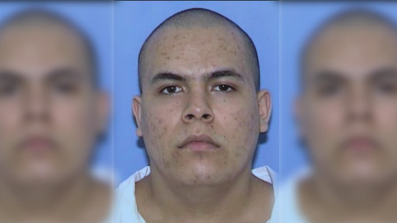 Asesino convicto que escapó de una prisión de Texas es incluido en las 15 personas más buscada