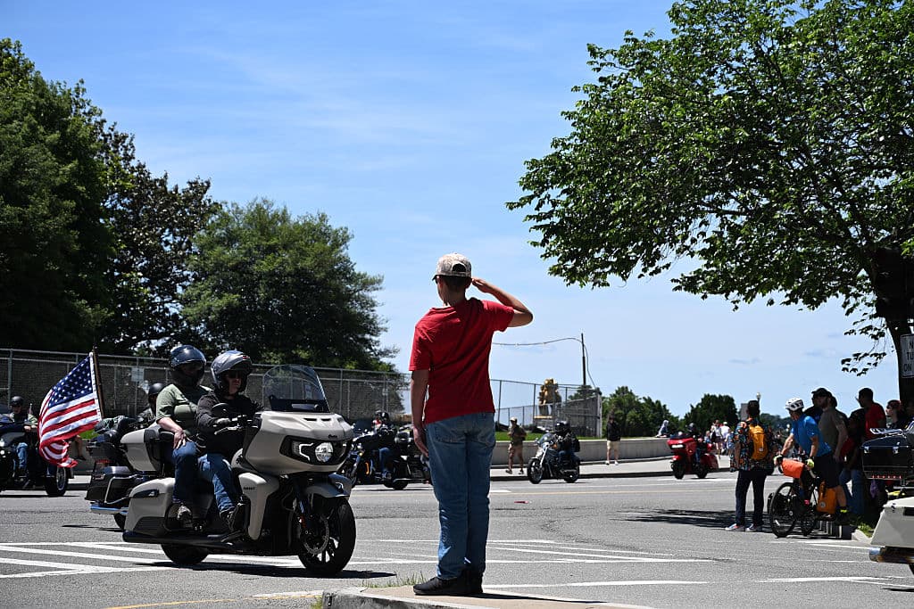 El desfile llegó al National Mall, cerrando una jornada de respeto, unidad y visibilización de las causas que impulsan "Rolling to Remember".