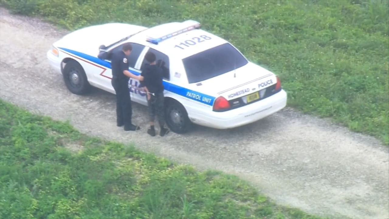 Bajo arresto hombre que huyó en vehículo todo terreno en Homestead