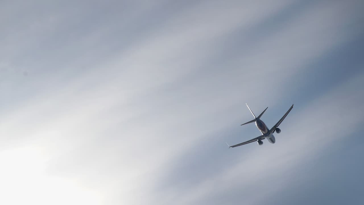 Problemas técnicos atrasan vuelos en aerolíneas en Chicago