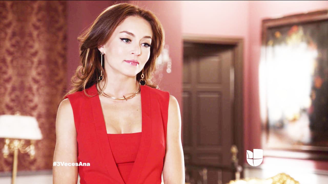 El maquillaje es una pieza clave dentro de su look.