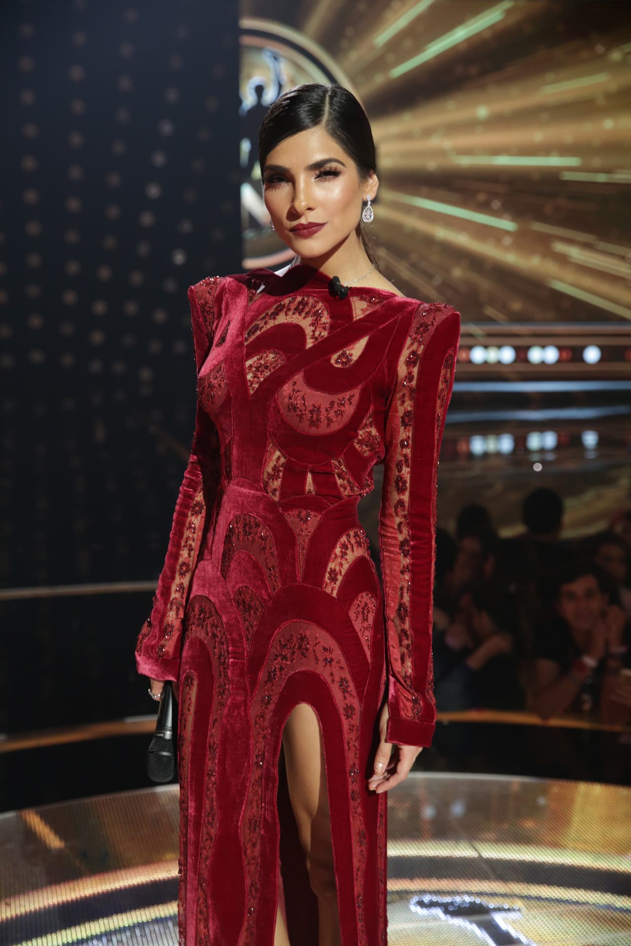 Ale Espinoza eligió otro hermoso outfit para cerrar este ciclo de La Banda.