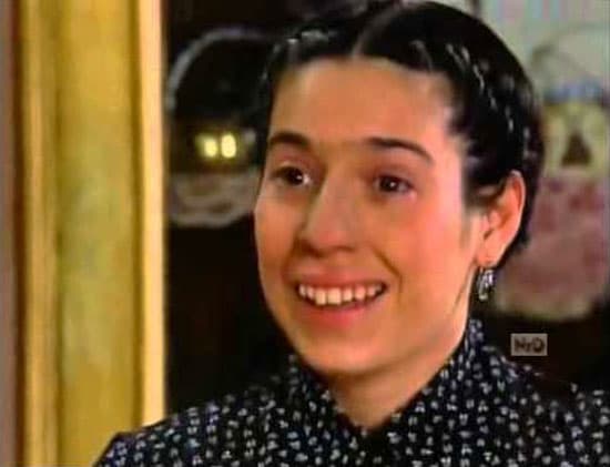 En este listado no podía faltar Casilda de la telenovela 
<b>'Amarte es mi pecado'</b>. Ella era blanco de burlas de muchas por su aspecto.