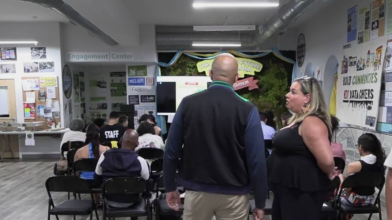 Puertorriqueños en Philadelphia debaten proyecto Esencia y sus posibles impactos en la isla