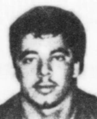 <h3 class="cms-H3-H3">Wilfredo Rodríguez </h3>
<br>
<br>Este puertorriqueño, de 60 años, es buscado por su participación en el asesinato de un pariente el 7 de junio de 1983, cunado supuestamente lo apuñaló 17 veces en Irvington, Nueva Jersey, después de una discusión. 
<br>
<br>Si bien el prófugo fue detenido, juzgado, declarado culpable de asesinato y condenado a cadena perpetua, fue puesto en libertad bajo fianza a la espera de la apelación de su condena. Sin embargo, cuando fue denegada, Rodríguez no se entregó para su confinamiento.
<br>