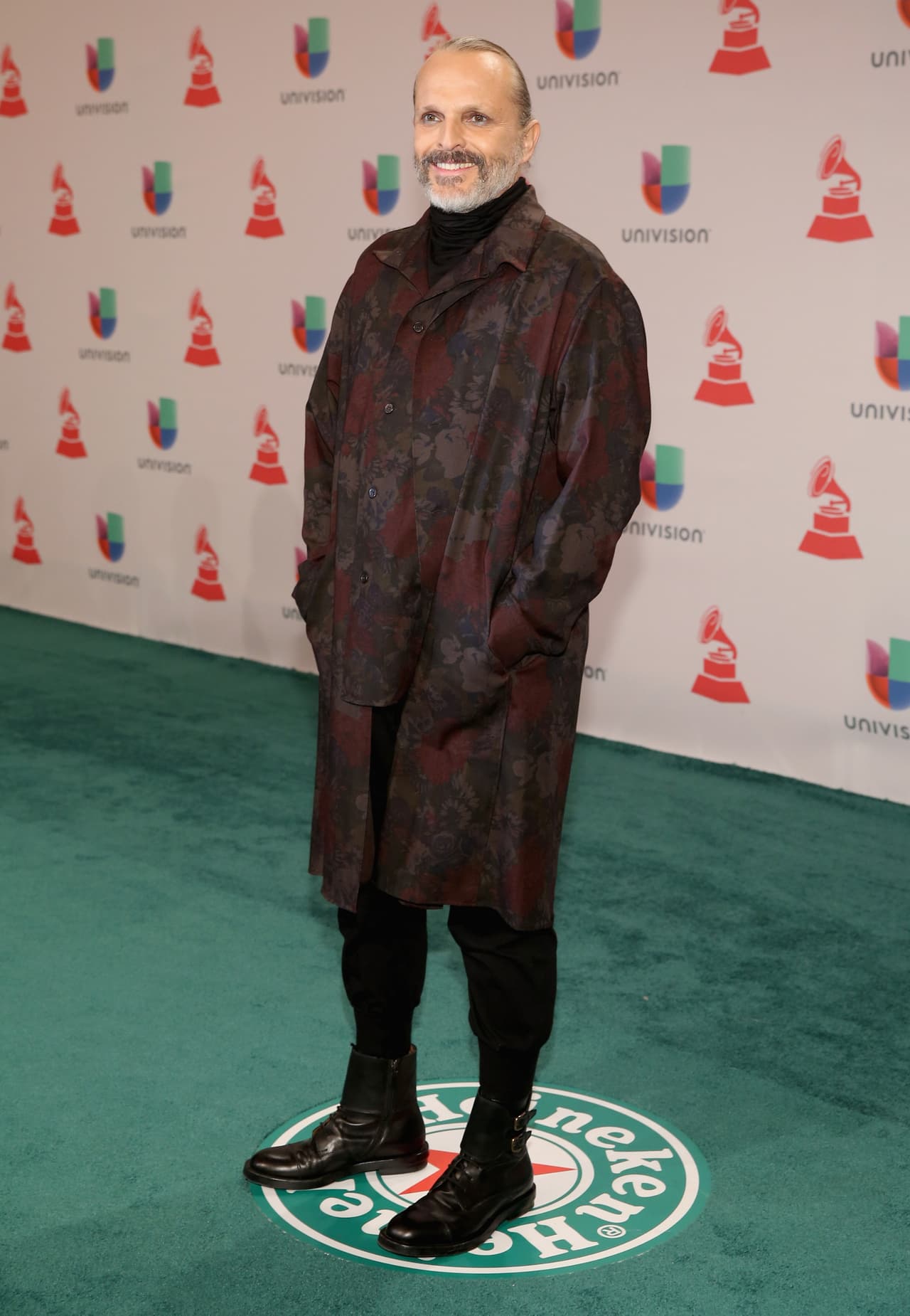 Miguel Bosé
<br>Año: 2014