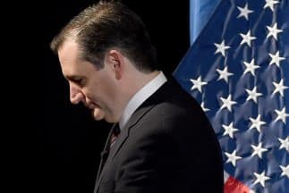 Ted Cruz defiende a Donald Trump por hablar sobre inmigración