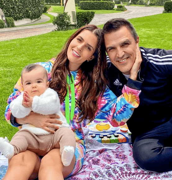Mencionó a Hoy que no se equivocó al haber elegido a Billy Rovzar como padre de sus tres hijos.