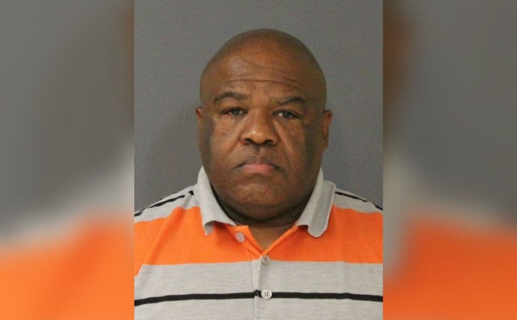 “Círculo de bendiciones”: el esquema piramidal que llevó a un policía de Dallas a ser arrestado