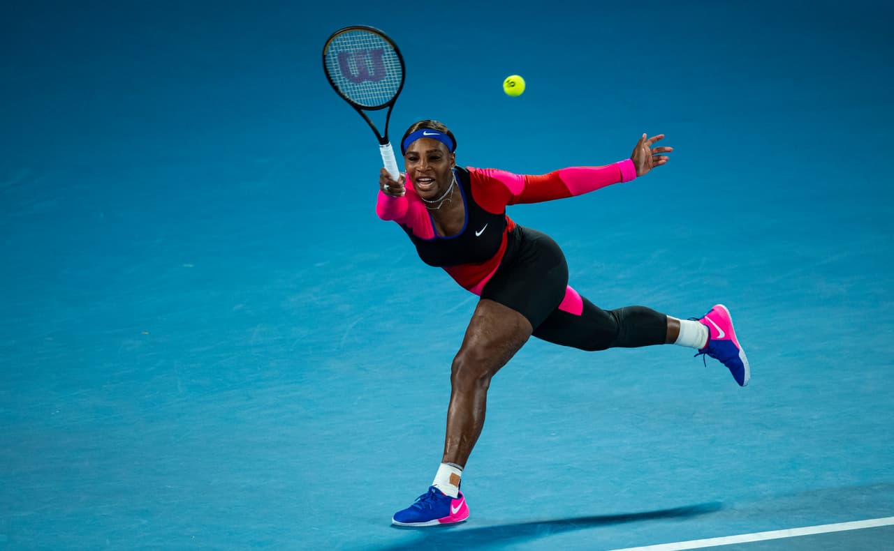 El 'traje de gata' con el que Serena Williams se impone en el Abierto de Australia