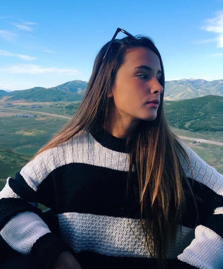 Para Alan ella siempre seguirá siendo la pequeña de papá.