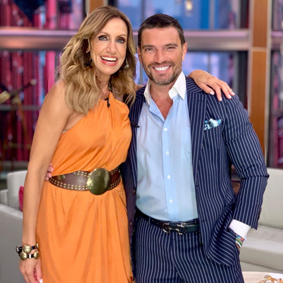 Cabe recordar que cuando Julián Gil fue presentador invitado en El Gordo y La Flaca a principios de agosto, le aseguró a Lili Estefan que 
<b><a href="https://www.univision.com/shows/el-gordo-y-la-flaca/tres-verdades-y-una-polemica-sin-responder-la-intensa-suplencia-de-julian-gil-en-el-gordo-y-la-flaca-fotos">tenía un año de no ver a Matías</a></b>.