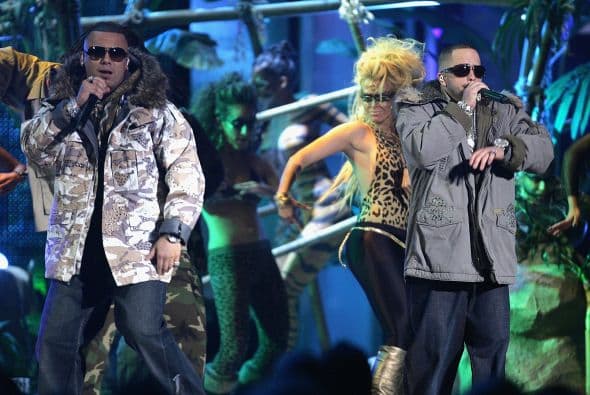 Y por si eso fuera poco, Wisin y Yandel están nominados en Colaboración del Año gracias a ese mismo tema pues comparten crédito con Chris Brown y T-Pain.