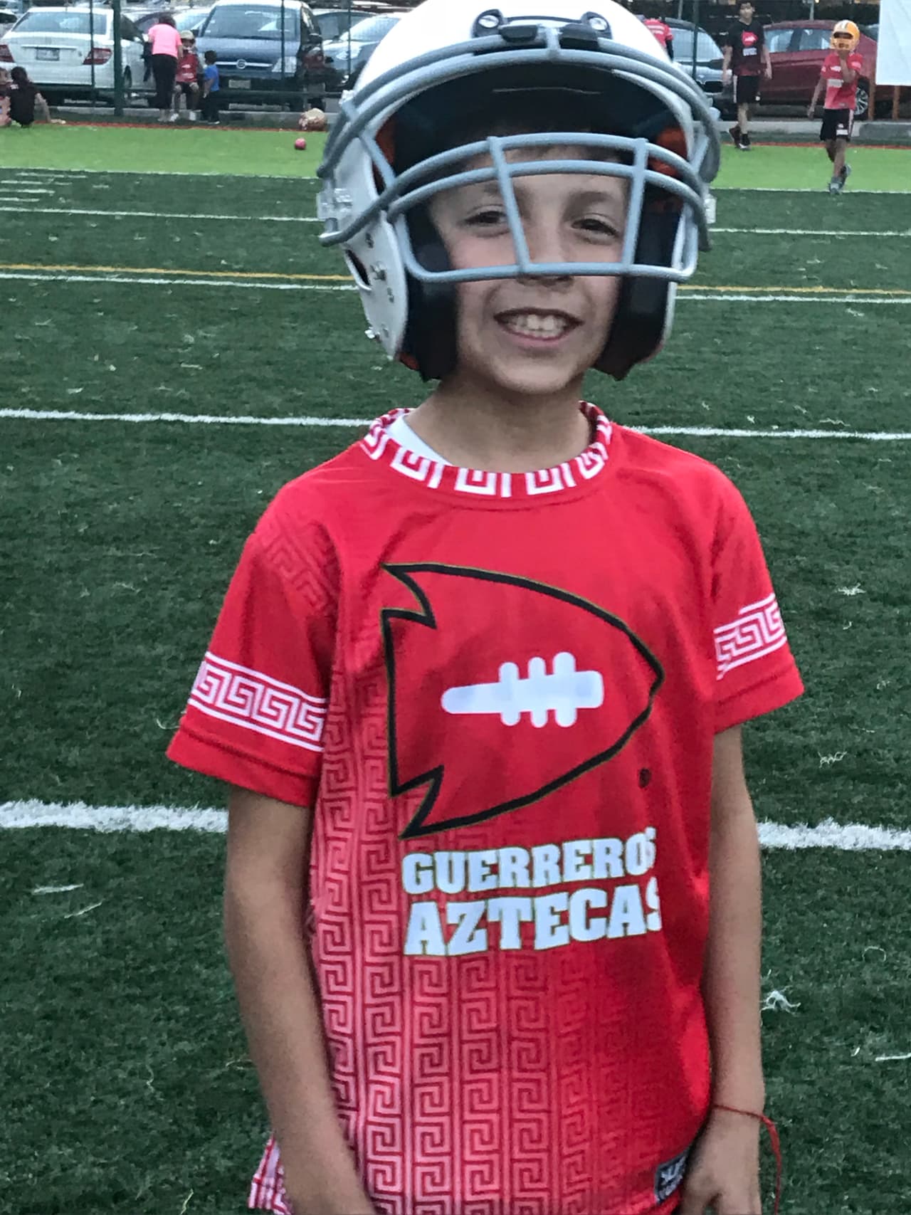 La sonrisa de Pato demostraba su emoción de al cambiar las zapatillas de ballet por unos tachones y un casco.