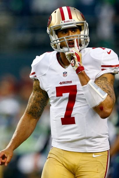 Colin Kaepernick Mide 6 pies 4 pulgadas (1.93 m) Más videos de Chismes aquí.