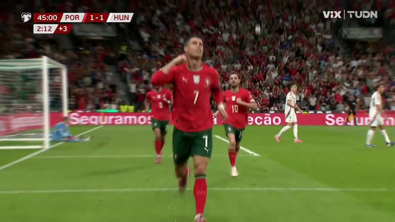¡Doblete de Cristiano! El Bicho la prende de volea y anota brutal golazo