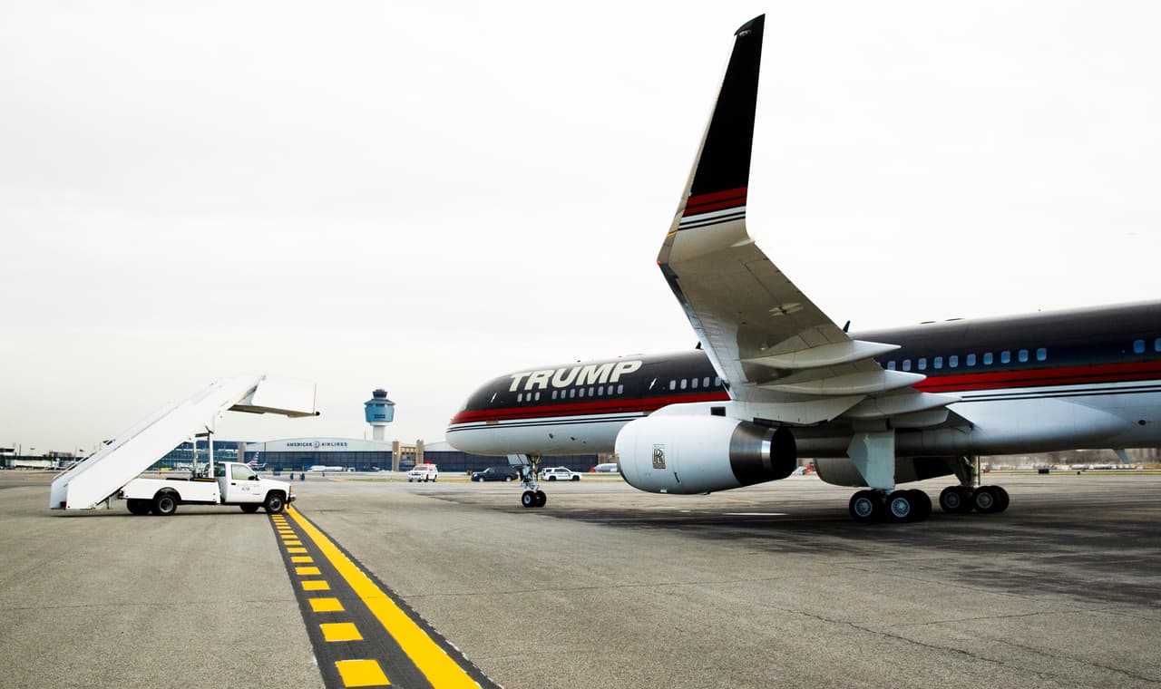 Una vez Trump asumió el cargo de presidente, su avión privado dejó de ser necesario y fue estacionado en un aeropuerto a 60 millas de Manhattan.