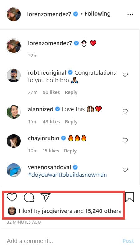 Entre los miles de 'me gusta' que recibió la publicación de los cantantes, 
<b>resaltaba el de Jacqie Rivera</b>, hermana de Chiquis. 
<br>