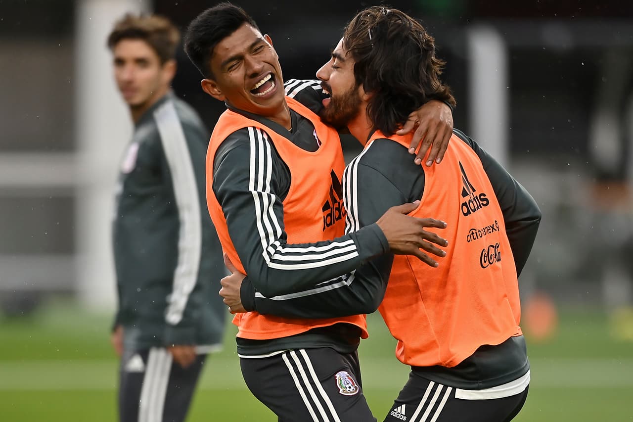 Así se vivió el entrenamiento del 25 de marzo de la Selección Mexicana de Fútbol en vías de preparación a su partido amistoso este martes en Levi's Stadium ante la representación de Paraguay en la fecha FIFA.