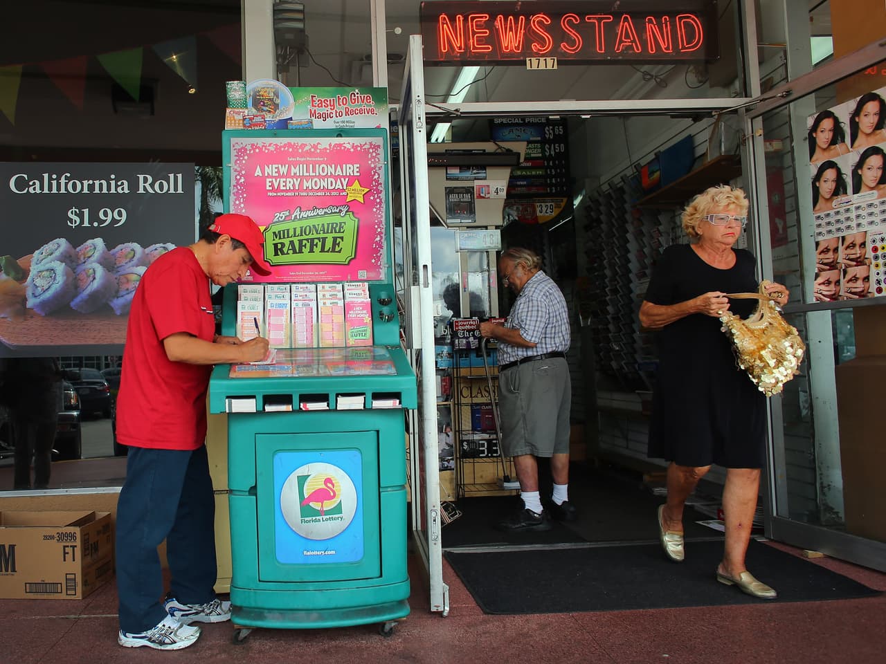 De acuerdo con la oficina de comunicaciones de la Lotería de Florida, los cambios ofrecerán a los jugadores premios más grandes y mejores probabilidades. 
<br>