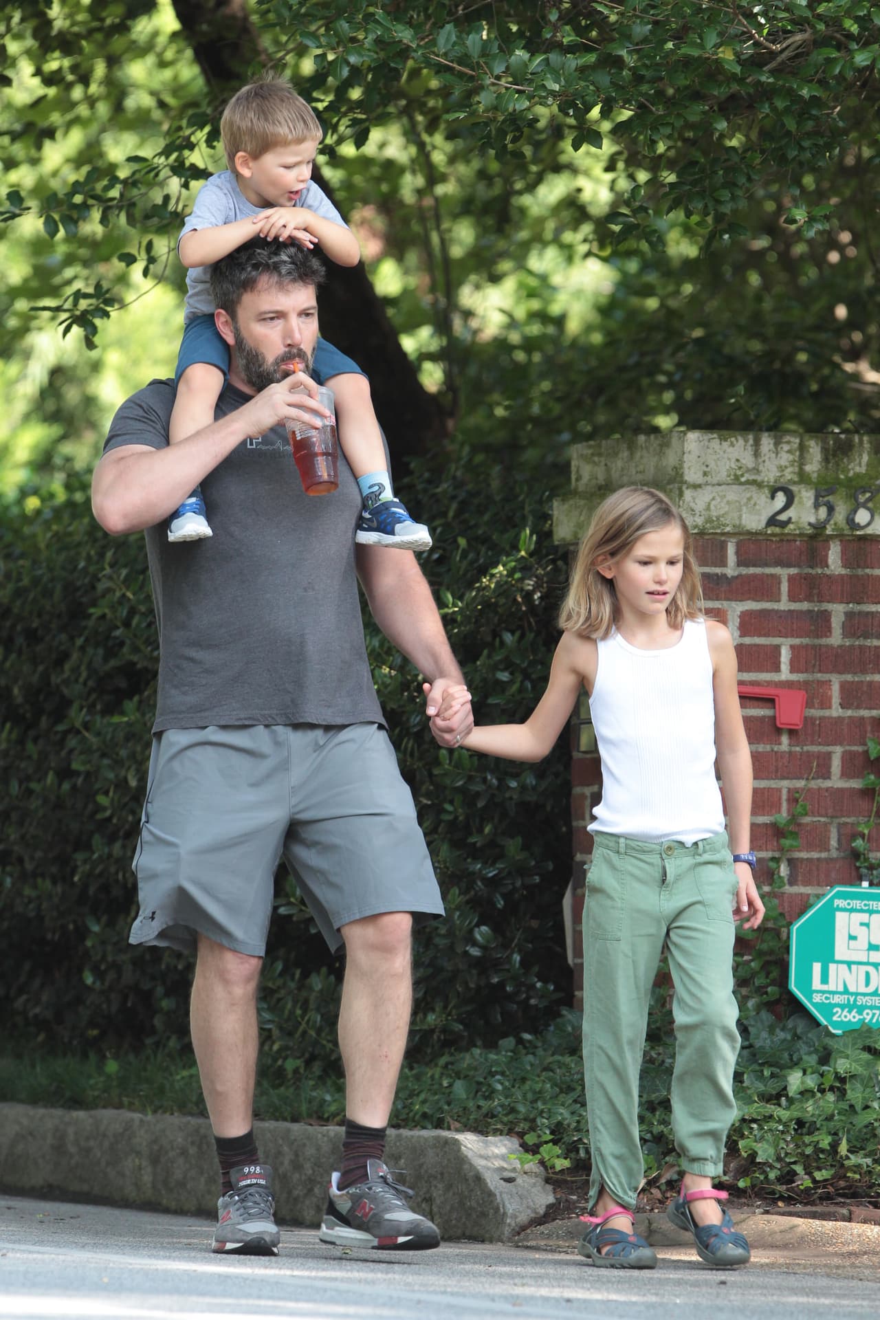 Violet estaba feliz con su papá.